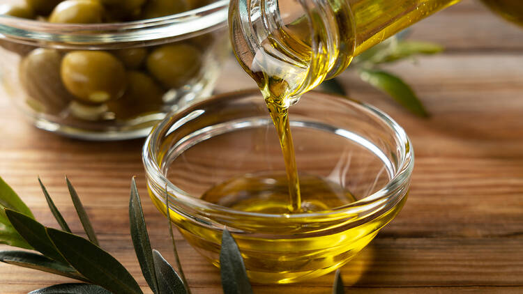 El Mercat de l’Oli Nou de Barcelona celebra la riqueza de los aceites catalanes de primera prensada